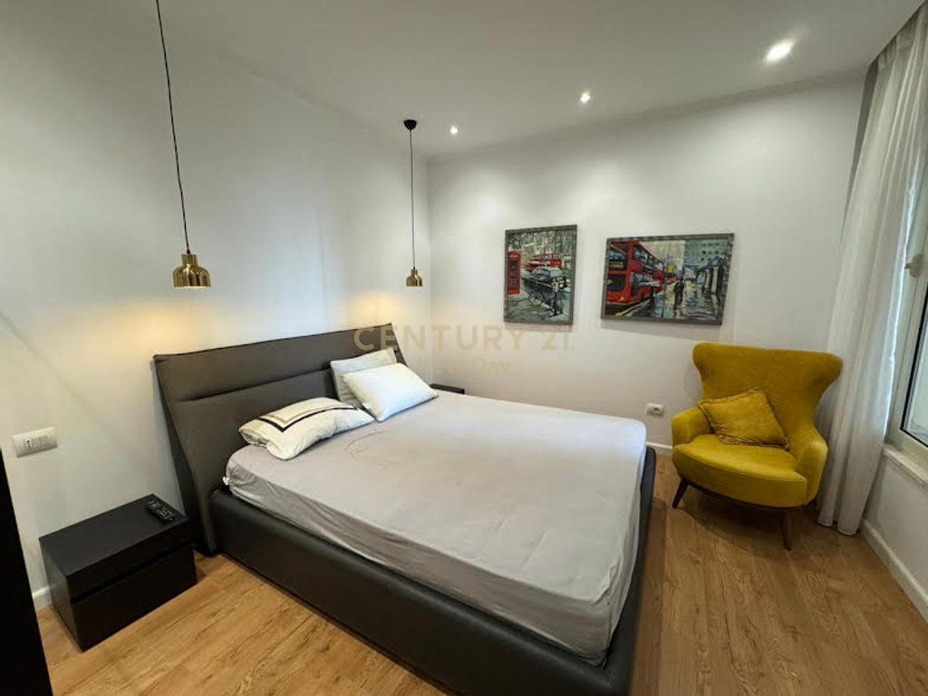 APARTMENT FOR SALE ON NEW PORT STREET