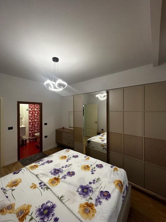 Apartament 2+1, Myslym Shyr!