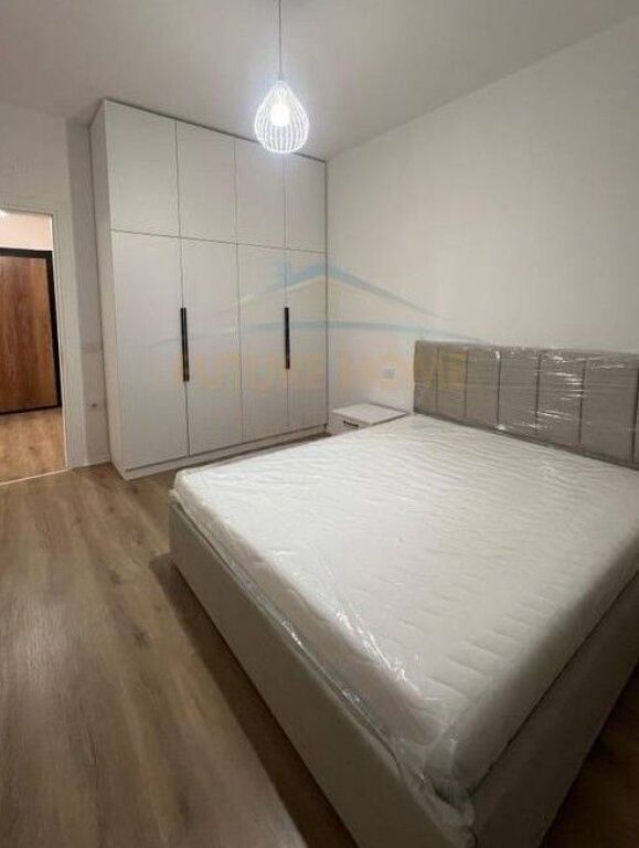 Qera, Apartament 2+1+POST PARKIMI, Unaza e Re, Tiranë !