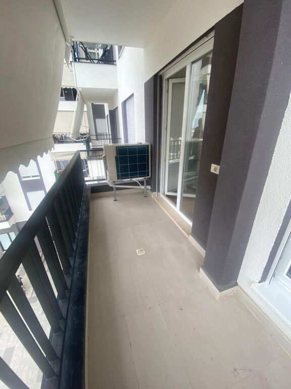 Apartament 1+1, 5 Maji!
