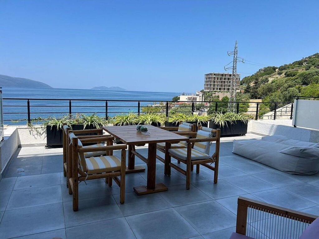 Shiten 2 garsoniere buze detit Rradhim📍Vlore