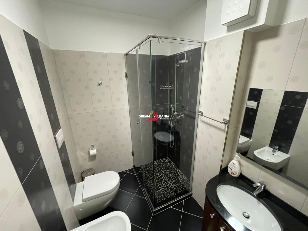 Apartament 3+1+2 Me Qera Te Liqeni I Thate (ID 4231484)