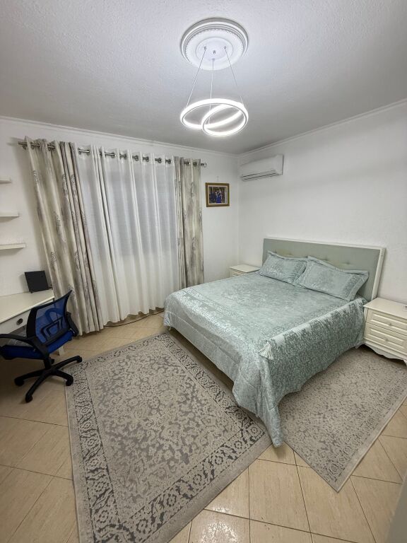 Villa su due piani in affitto