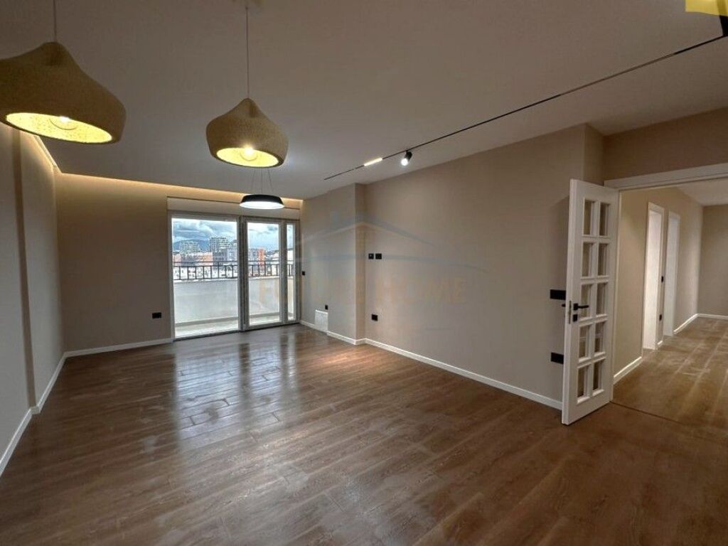 For sale, Apartment 2+1+2, Komuna e Parisit, Tirane
