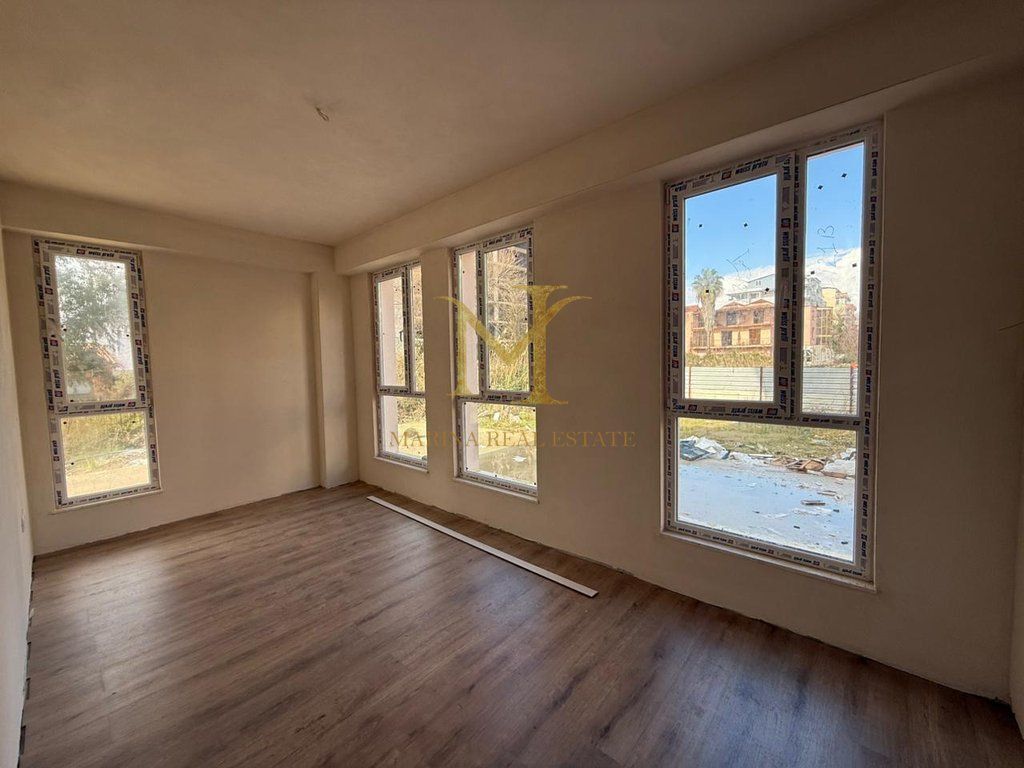 APARTMENT 1+1 FOR SALE IN GOLEM VERY CLOSE TO THE SEA!