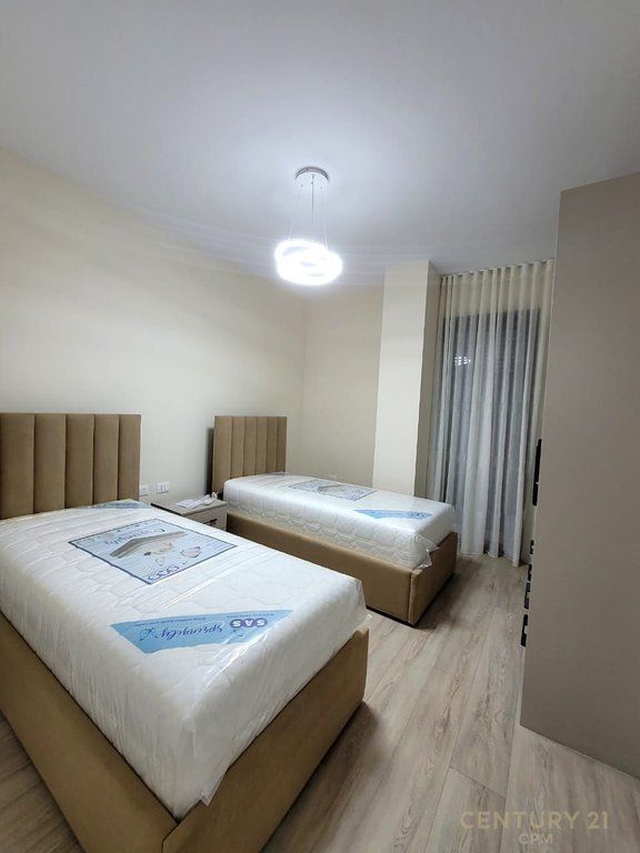 APARTMENT 2+1+2 WITH PARKING SPACE NEAR THE TIRANA LAKE