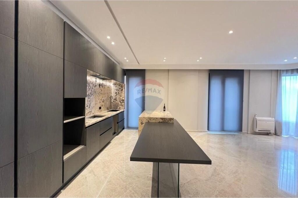Luxurious 3+1+2 apartment near the American Embassy.