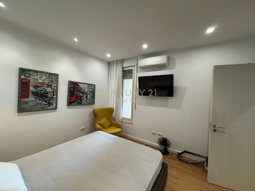 APARTMENT FOR SALE ON NEW PORT STREET