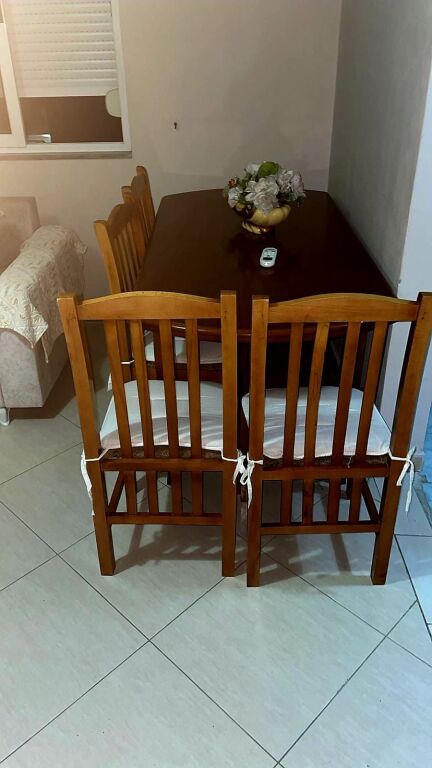 Jepet me Qera Apartament 1+1 tek Rruga e Kavajës, pranë Ish Parku i Autobusave.