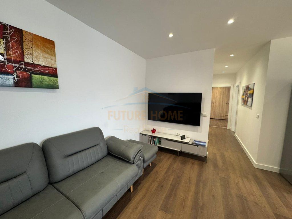 Qera, Apartament 2+1+2, Rruga Mine Peza, Tirane.
