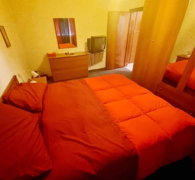 🏡✨ Apartament 2+1 me qira tek Ish Profarma, Porcelan ✨🏡  📍 Vendndodhje shumë e mirë – Porcelan (tek Ish Profarma)  