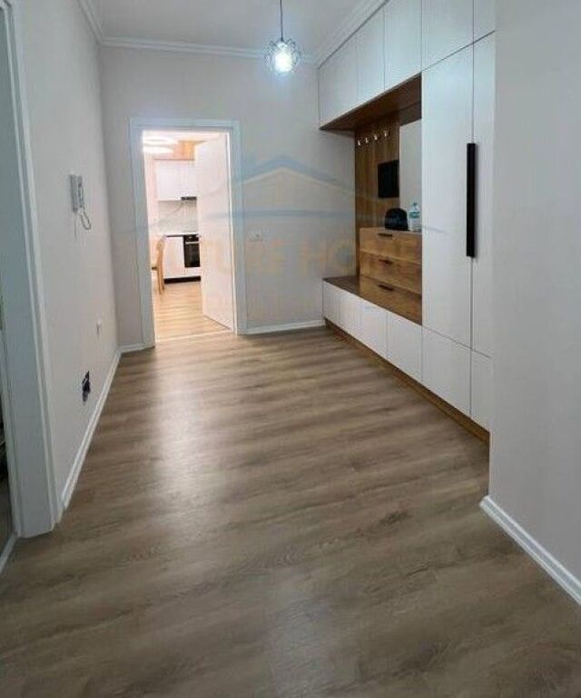 Qera, Apartament 2+1+POST PARKIMI, Unaza e Re, Tiranë !