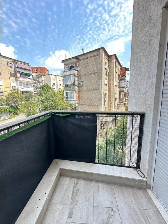 BRRYLI, VENDIAMO APPARTAMENTO 2+1