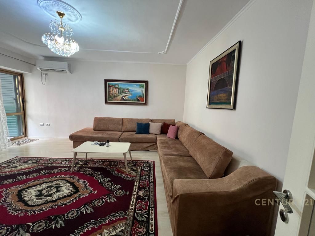FOR RENT 2+1 APARTMENT WITH SEPARATE KITCHEN ON KAVAJA STREET