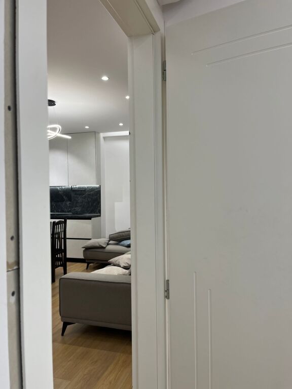 APARTAMENT 2+1 + PARKING NE SHITJE TE FUSHA AVIACIONIT