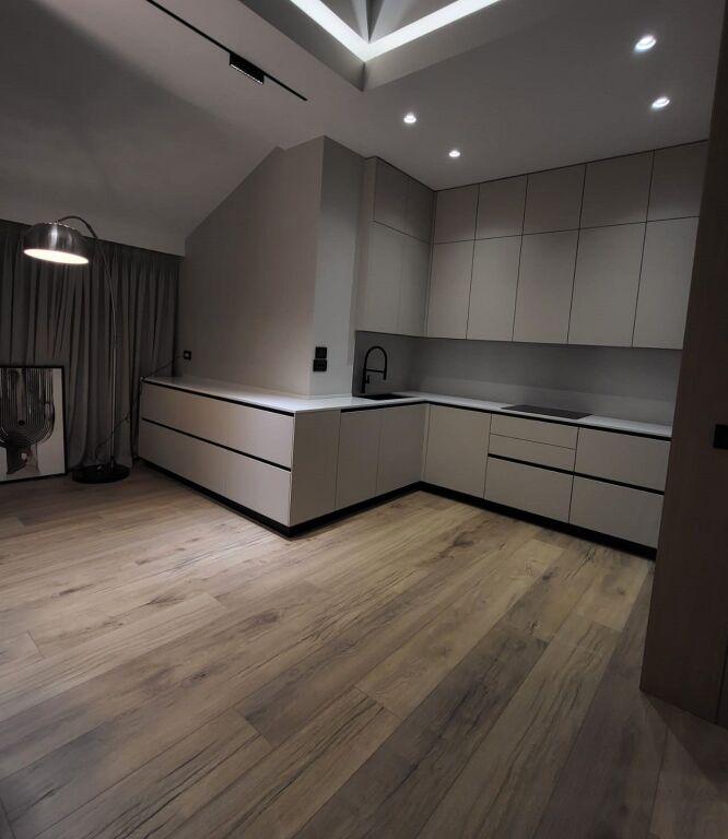 🏡 JEPET ME QIRA – DUPLEX 3+1+2 + POST PARKIMI