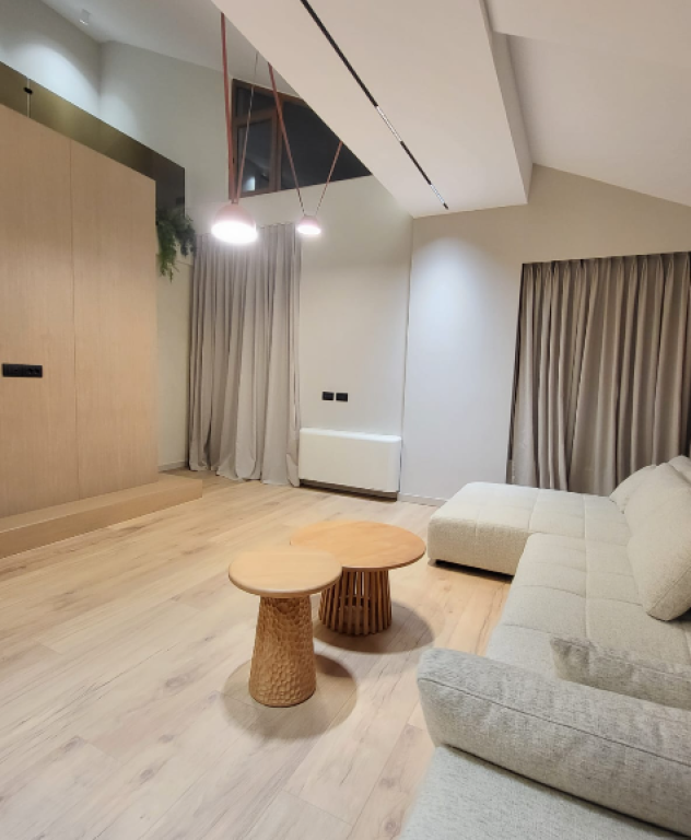 🏡 JEPET ME QIRA – DUPLEX 3+1+2 + POST PARKIMI | PRANË Kodra e Diellit