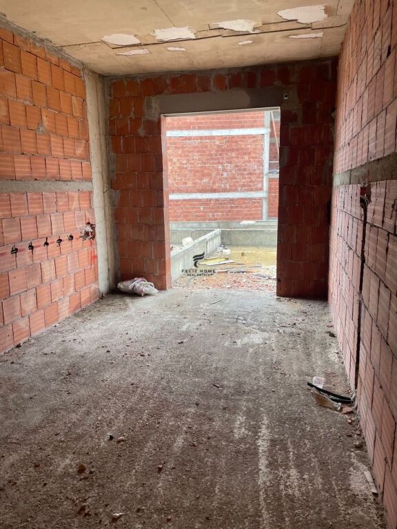 FOR SALE APARTMENT 1+1 PALASE 292,000 EURO