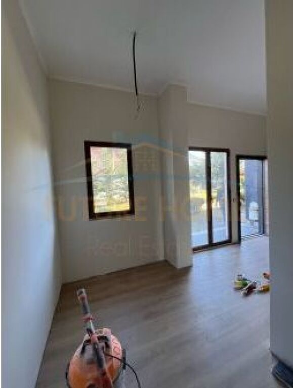In vendita, Appartamento 2+1+2, Fresku, Tirana