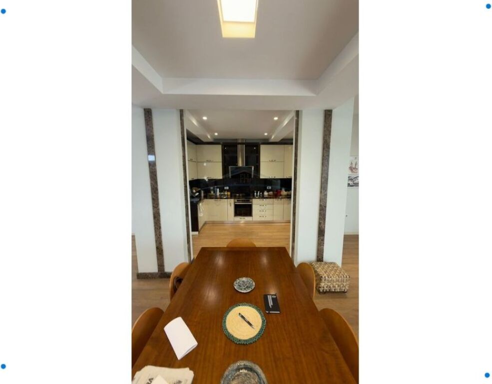 Shitet, Apartament 2+1+2+Verande+Post Parkimi, Pazari i ri, Tirane