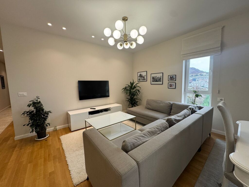 Apartament 2+1, Kopshti Botanik!