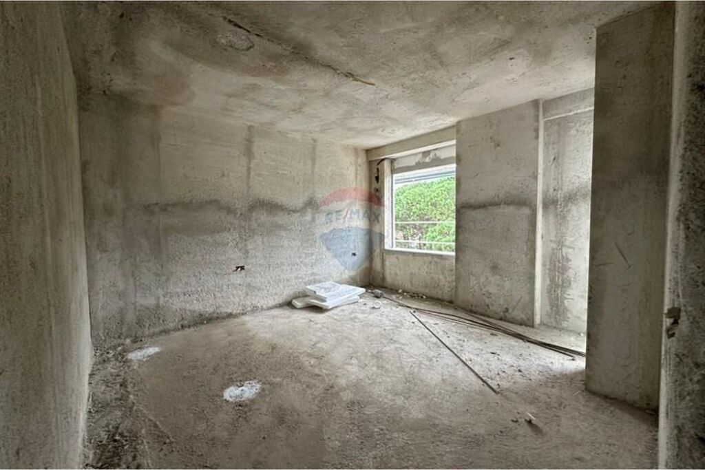 Apartment - For Sale - Mali i Robit, Durrës 108,000 €