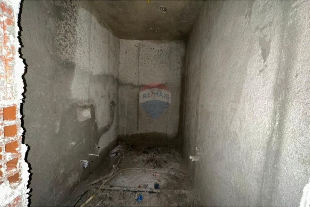 Apartment - For Sale - Mali i Robit, Durrës 108,000 €
