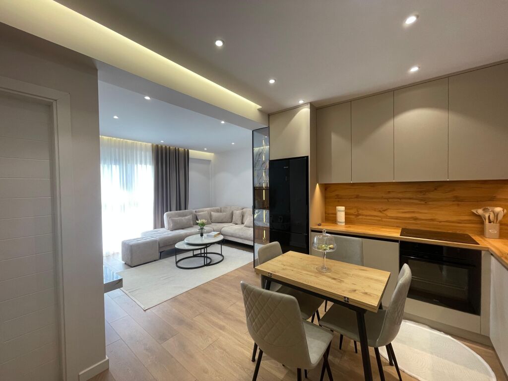 Apartament 1+1 per qira , Porcelan, Rezidenca Kinoblock,