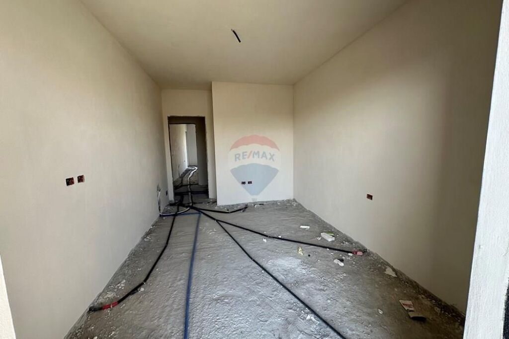 Apartament - Për Shitje - Bulevardi Blu, Kamëz 90,000 €