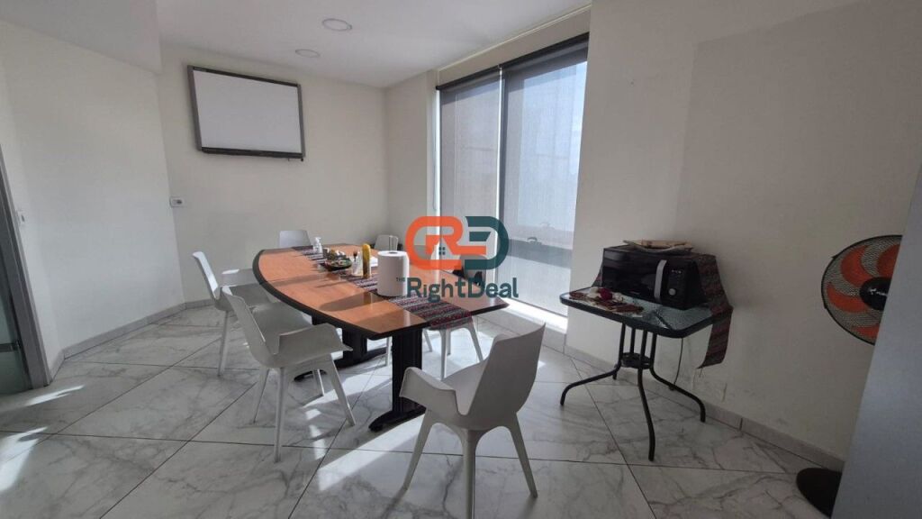 At "Turdiu Center" Super Business Premises For Rent With Facade From The Center!!