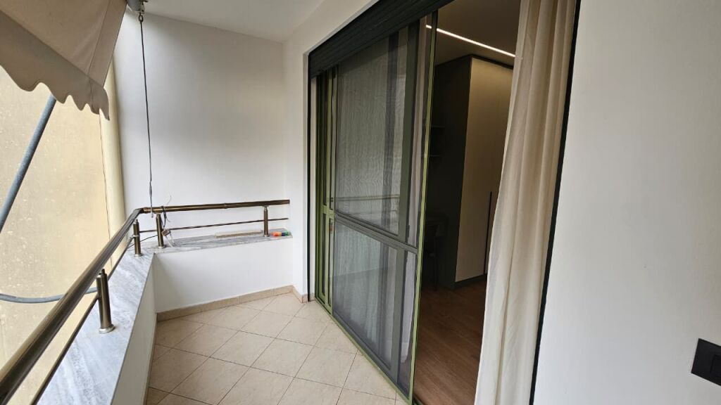Apartment 2+1 for Rent, Commune of Paris, near the roundabout!