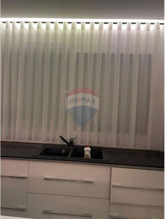Apartment 2+1 for rent, Commune of Paris