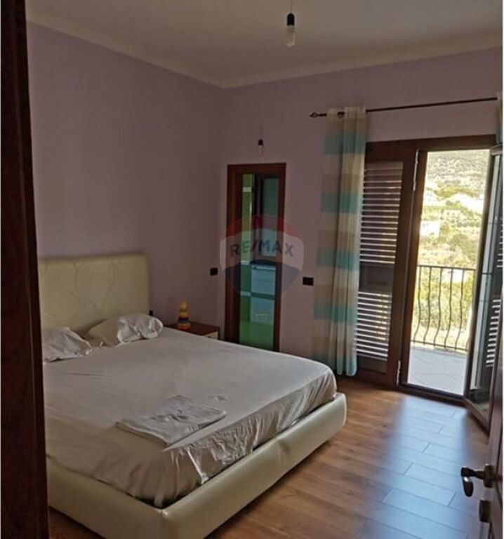 Villa - For Sale - Tufinë, Tirana 250,000 €
