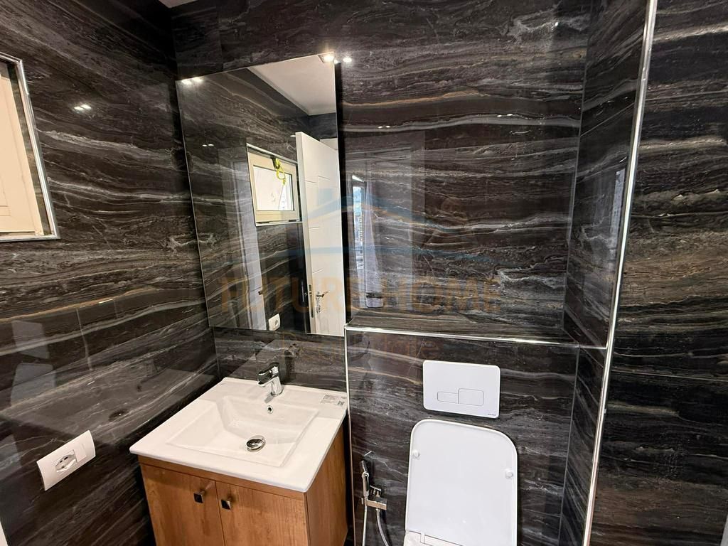 Rent, Apartment 2+1+2, 21 Dhjetori, Tirane