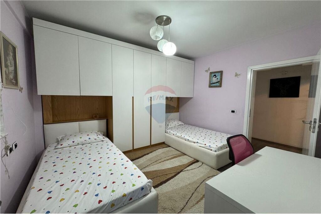 Apartment 2+1 for rent, Commune of Paris