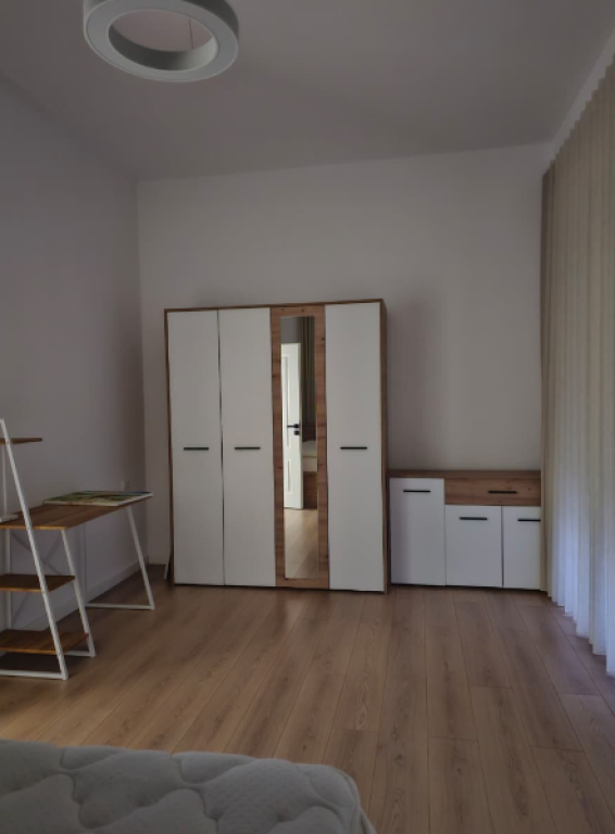 🏡 Vilë me Qira – Rezidenca “Vila Lule” | pranë TEG
