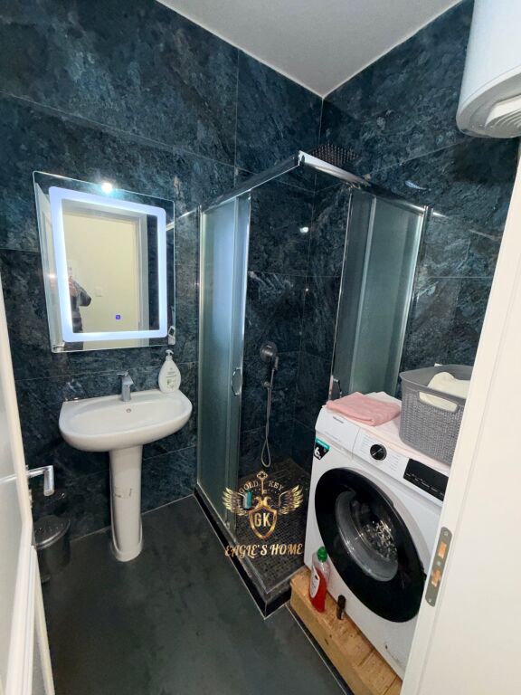 APPARTAMENTO IN AFFITTO  1+1 con balcone  450€