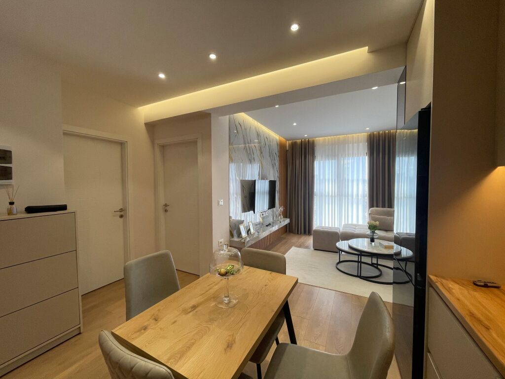Apartament 1+1 per qira , Porcelan, Rezidenca Kinoblock,