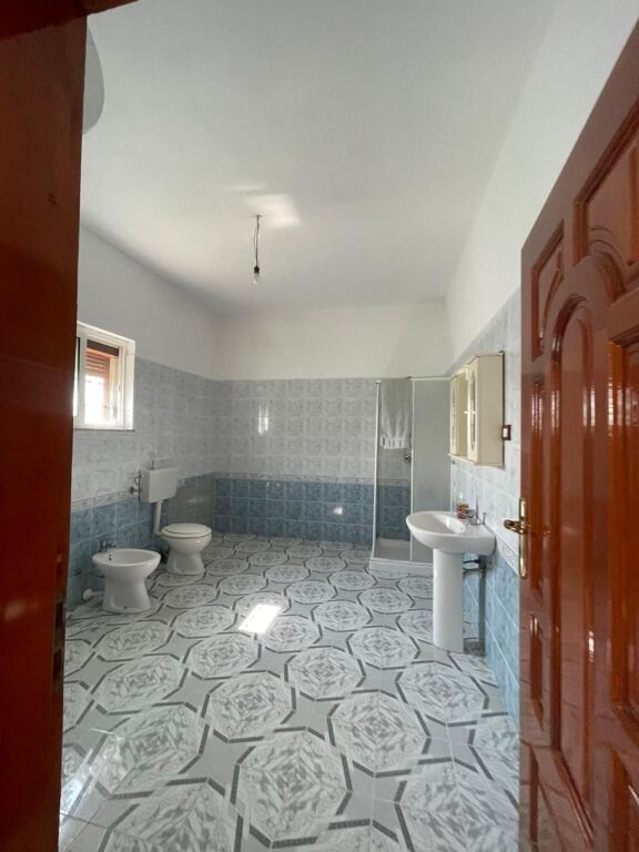 Private House for Sale in Shijak