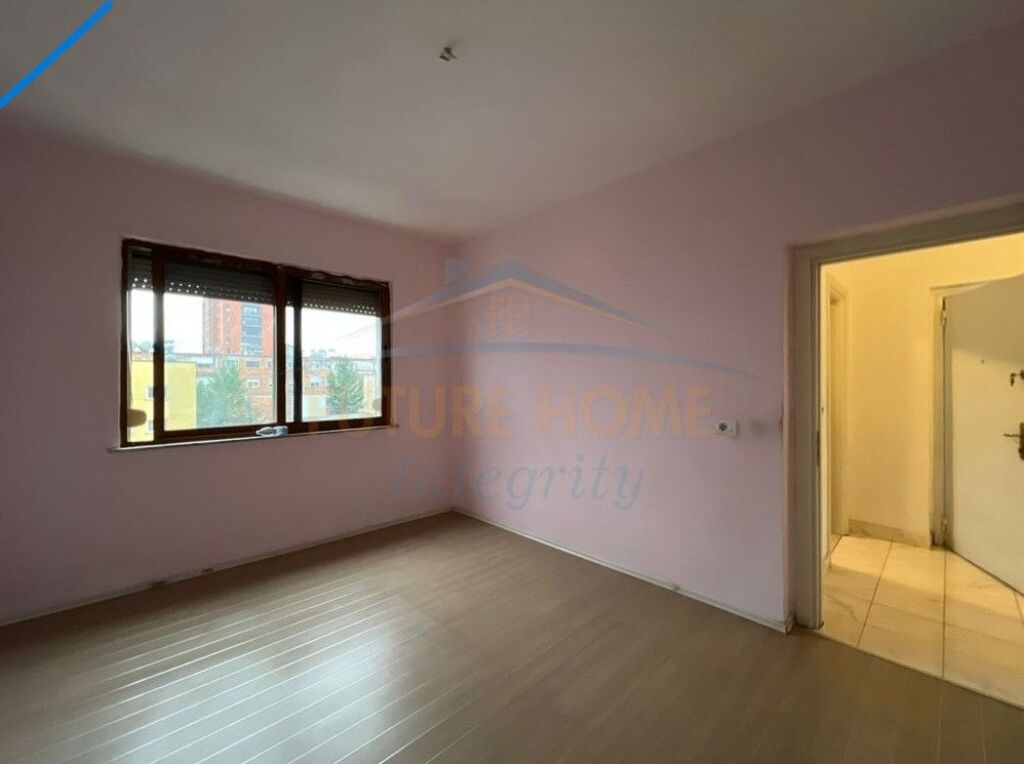 In vendita, Appartamento 2+1, Ex Esposizione, Tirana.