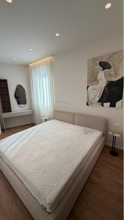 Qera Apartament Green Valley Liqeni 2 1 2