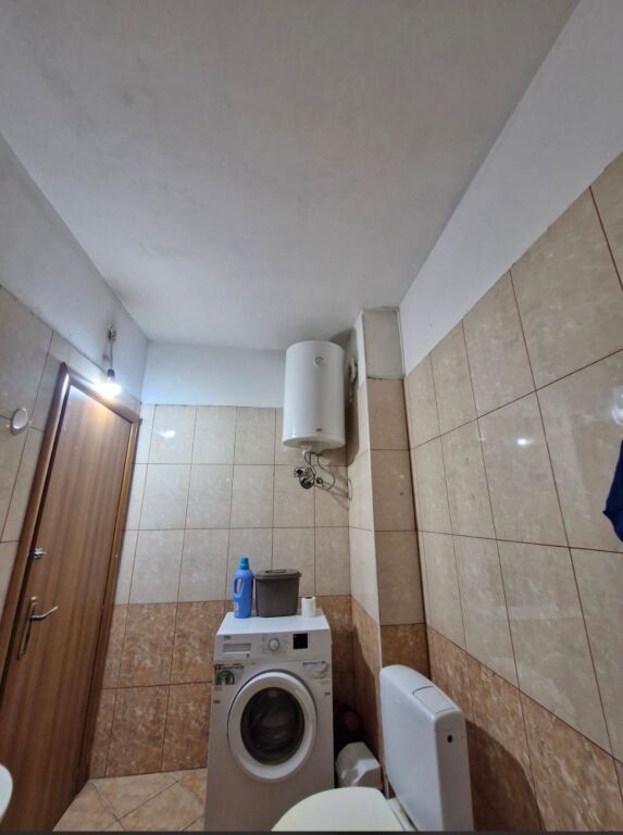 1+1, furnished at the Artisti bar in Astir, price 400 thousand lek