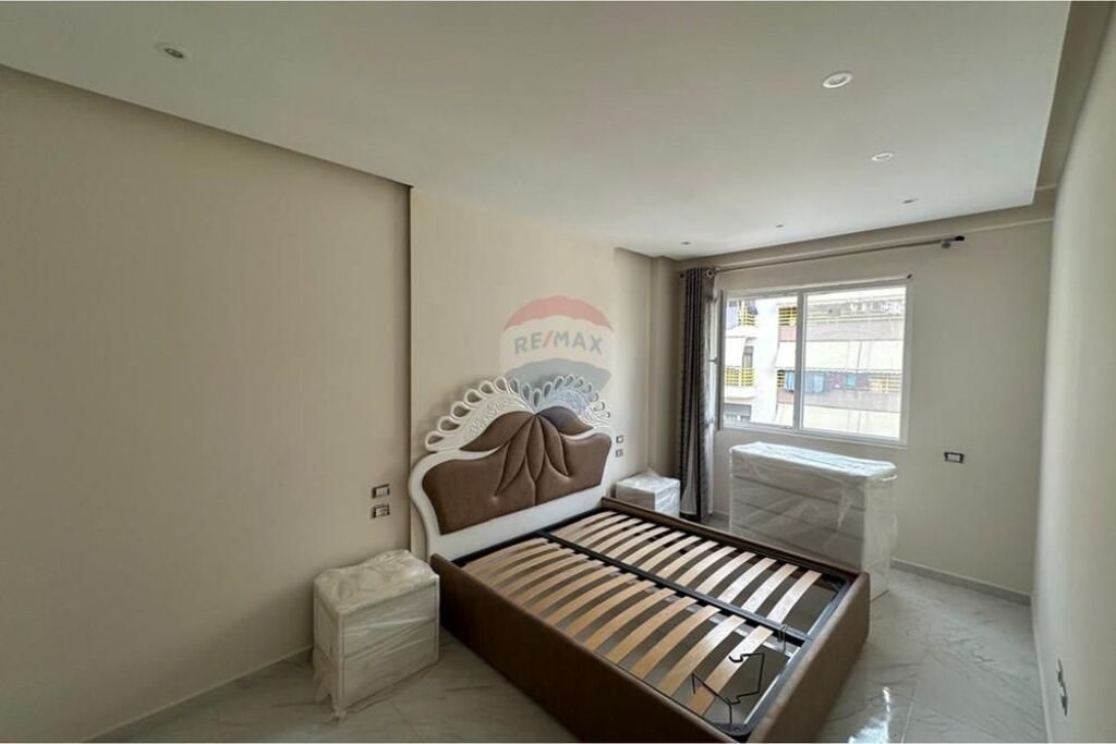 Apartment 1+1 for rent at Dreitan Hoxha Street