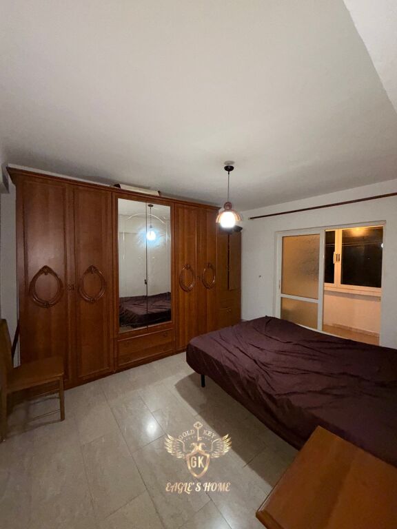 IN AFFITTO  • 2+1 con balcone  ☎️ 📍 Posizione: Quartiere 6 Ex Distretto di Durazzo