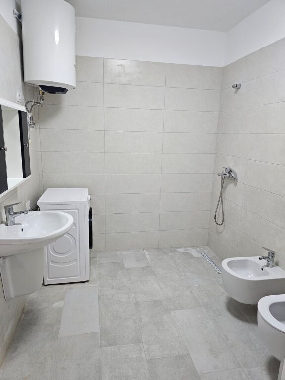 🏢✨ JEPET ME QIRA APARTAMENT – KOMPLEKSI TURDIU ✨🏢