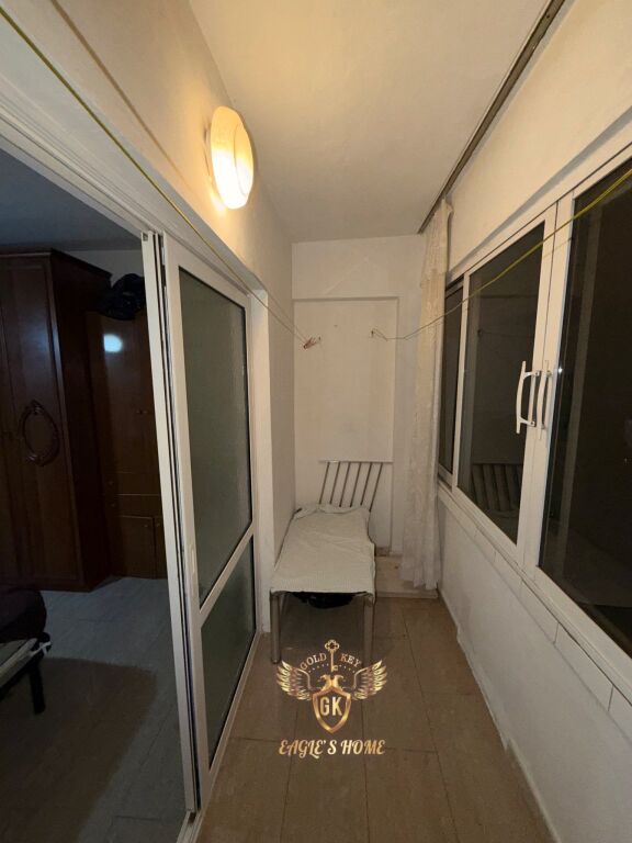 IN AFFITTO  • 2+1 con balcone  ☎️ 📍 Posizione: Quartiere 6 Ex Distretto di Durazzo