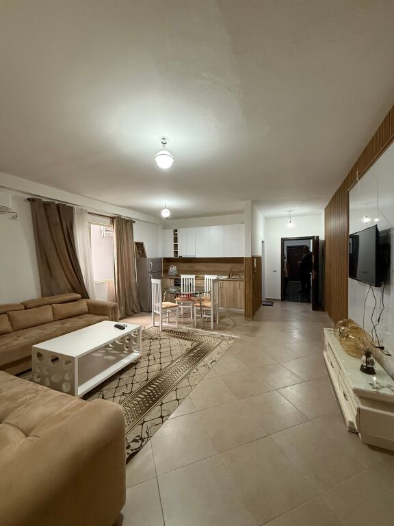 Jepet me qera apartament 2+1 – Kompleksi Tom Doshi