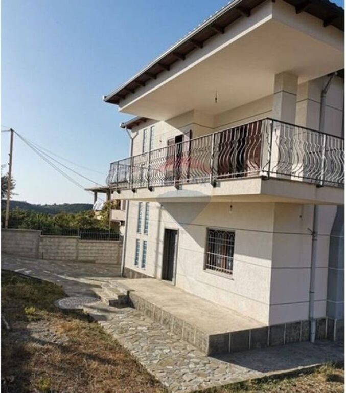 Villa - For Sale - Tufinë, Tirana 250,000 €