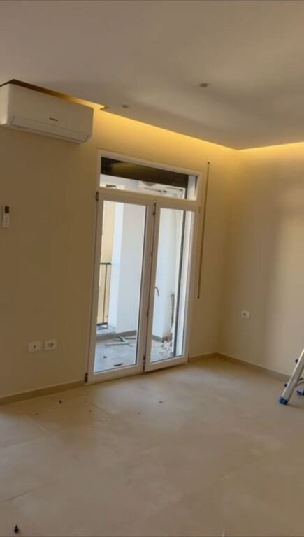 OFFICE FOR RENT 30 M2 5 MAY 30,000 LEKE