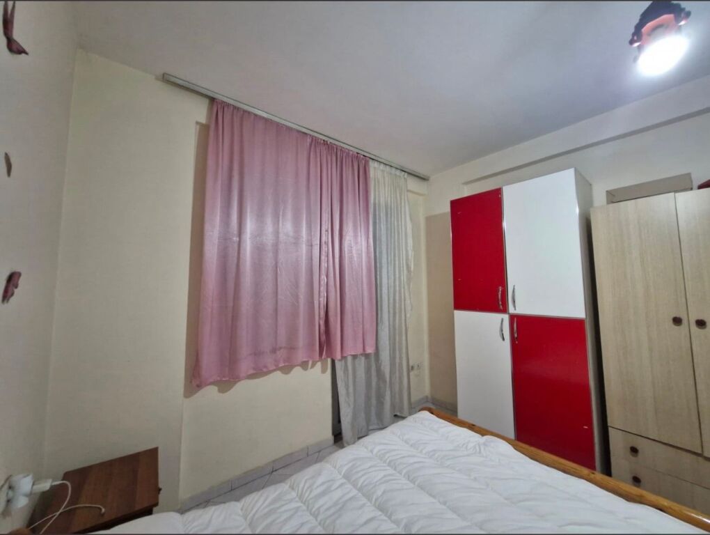 1+1, furnished at the Artisti bar in Astir, price 400 thousand lek